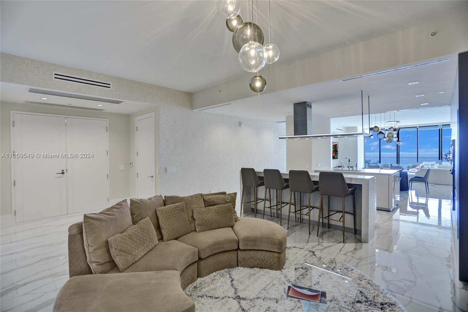 18501 Collins Ave, Sunny Isles Beach, FL, 33160 United States, 3 Bedrooms Bedrooms, ,4 BathroomsBathrooms,Residential,For Sale,Collins Ave,A11059549