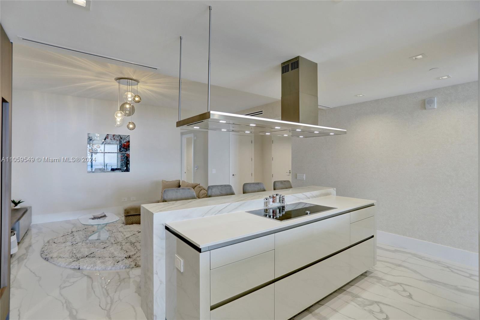 18501 Collins Ave, Sunny Isles Beach, FL, 33160 United States, 3 Bedrooms Bedrooms, ,4 BathroomsBathrooms,Residential,For Sale,Collins Ave,A11059549