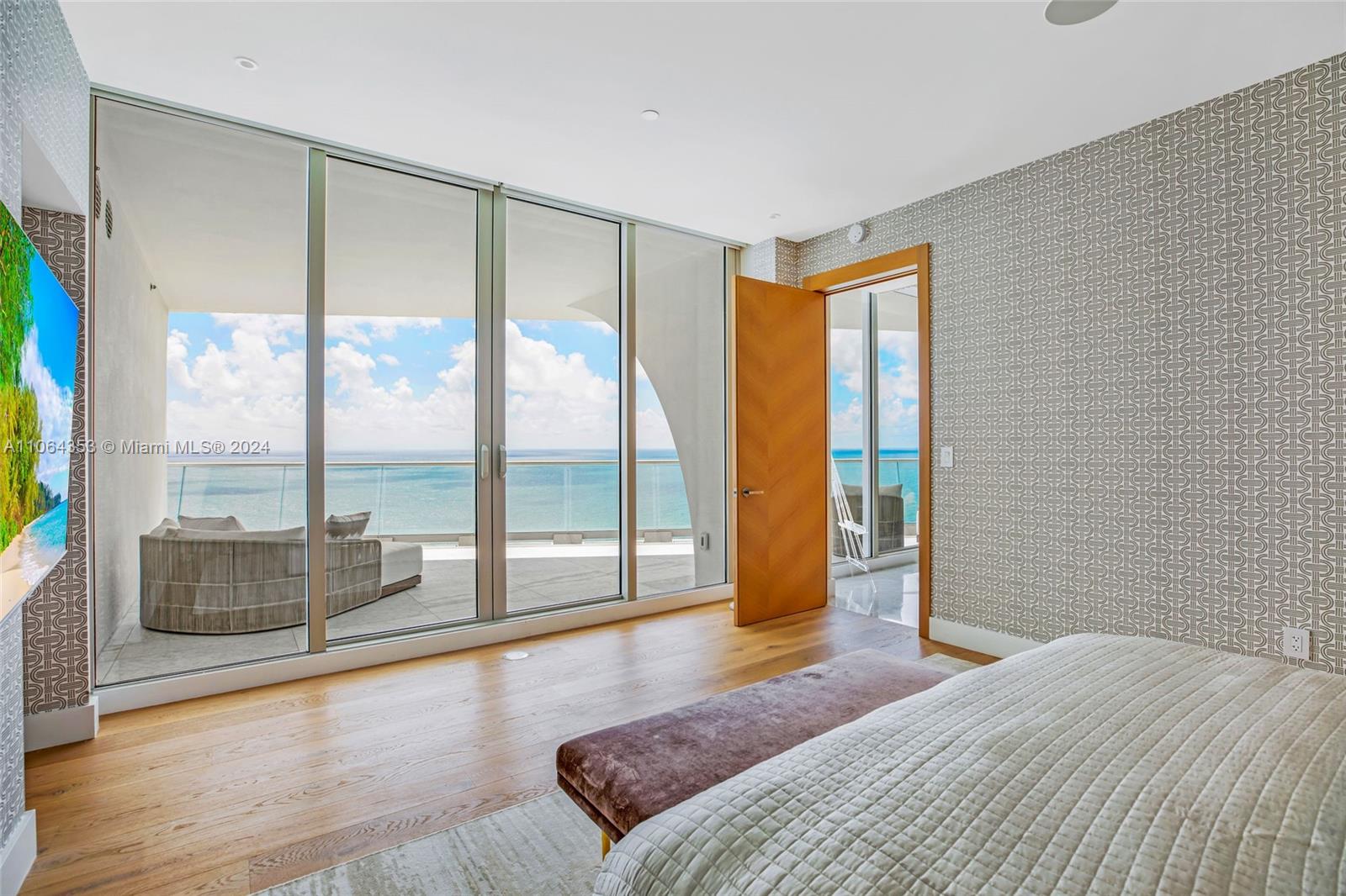 16901 Collins Ave, Sunny Isles Beach, FL, 33160 United States, 3 Bedrooms Bedrooms, ,4 BathroomsBathrooms,Residential,For Sale,Collins Ave,A11064353