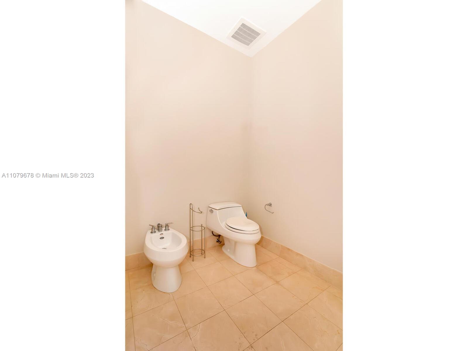 18101 Collins Ave, Sunny Isles Beach, FL, 33160 United States, 1 Bedroom Bedrooms, ,1 BathroomBathrooms,Residential,For Sale,Collins Ave,A11079678