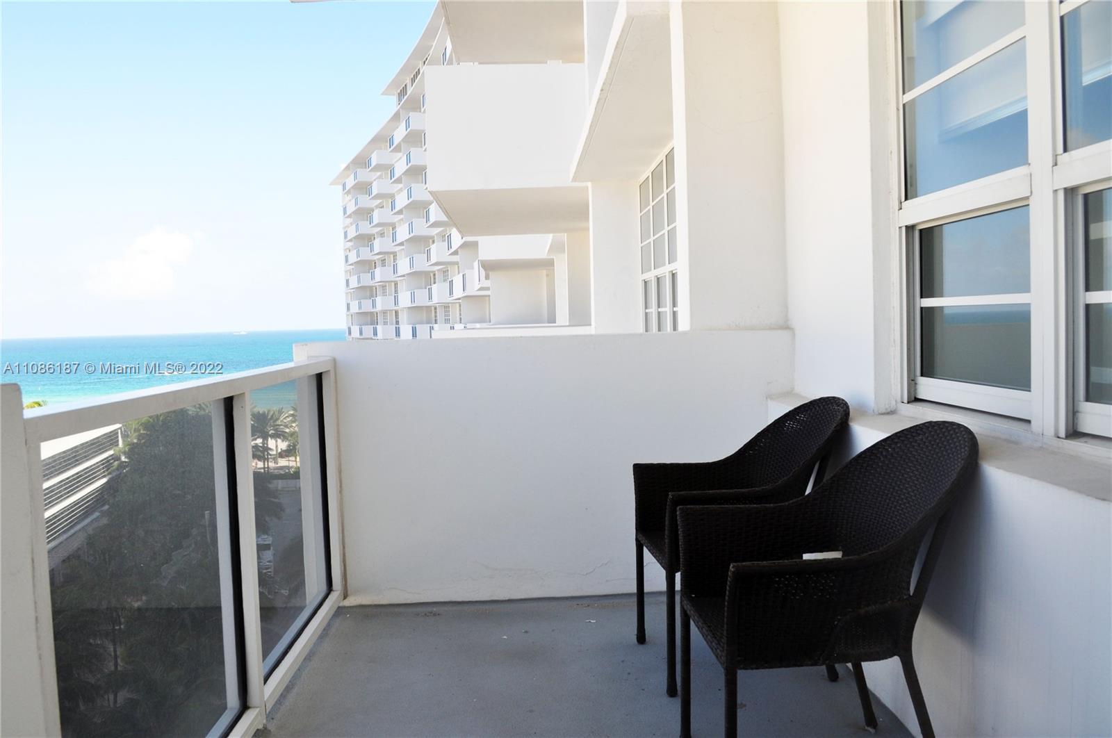 100 Lincoln Rd, Miami Beach, FL, 33139 United States, 1 Bedroom Bedrooms, ,1 BathroomBathrooms,Residential,For Sale,Lincoln Rd,A11086187