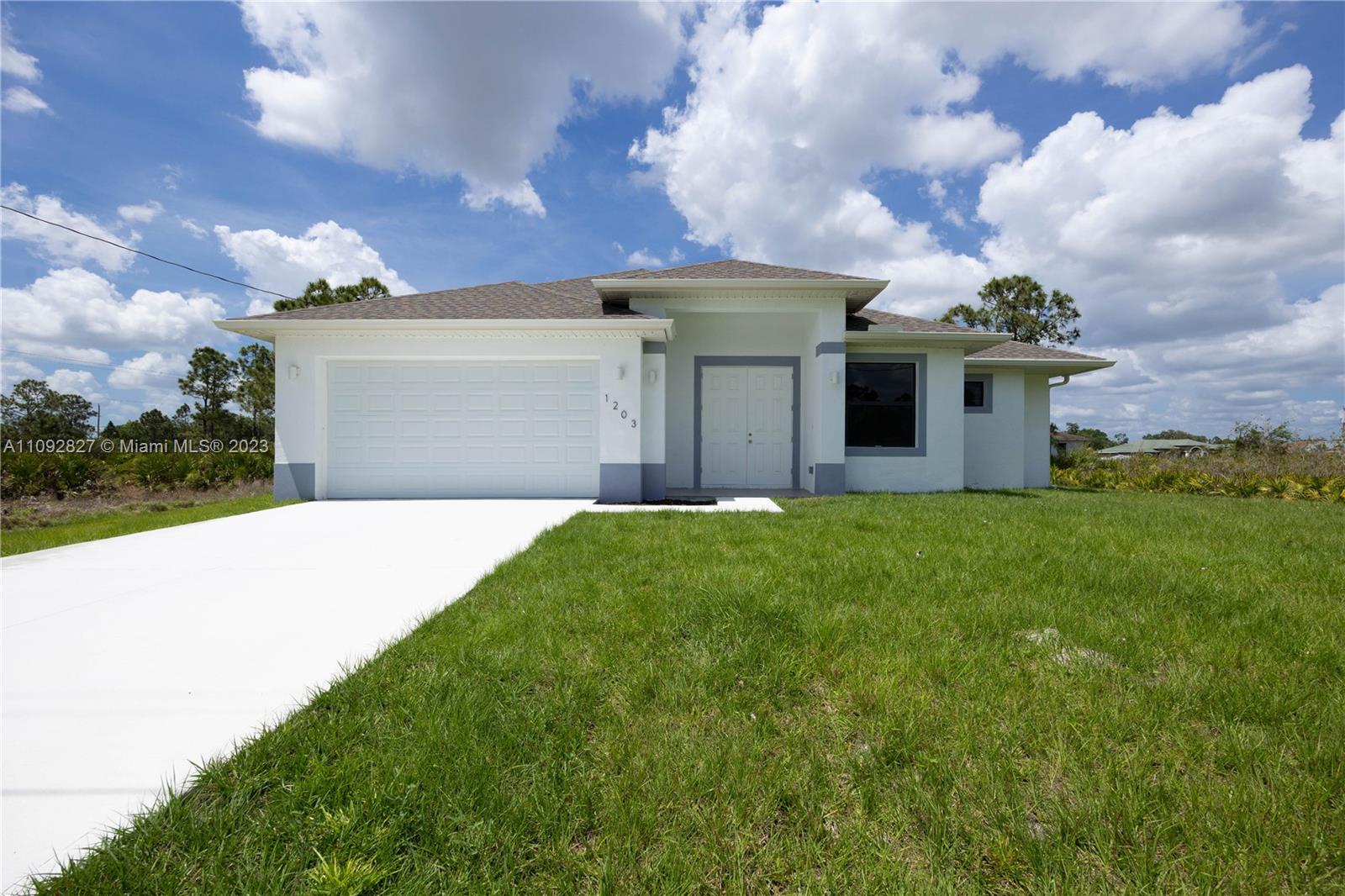 2014 CRAWFORD AVE N, Lehigh Acres, FL 33971, 3 Bedrooms Bedrooms, ,2 BathroomsBathrooms,Residential,For Sale,CRAWFORD AVE N,A11092827