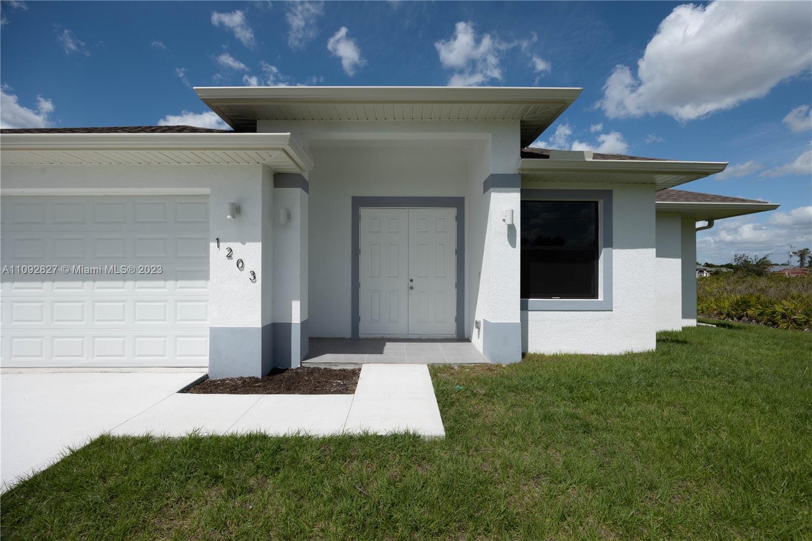 2014 CRAWFORD AVE N, Lehigh Acres, FL 33971, 3 Bedrooms Bedrooms, ,2 BathroomsBathrooms,Residential,For Sale,CRAWFORD AVE N,A11092827