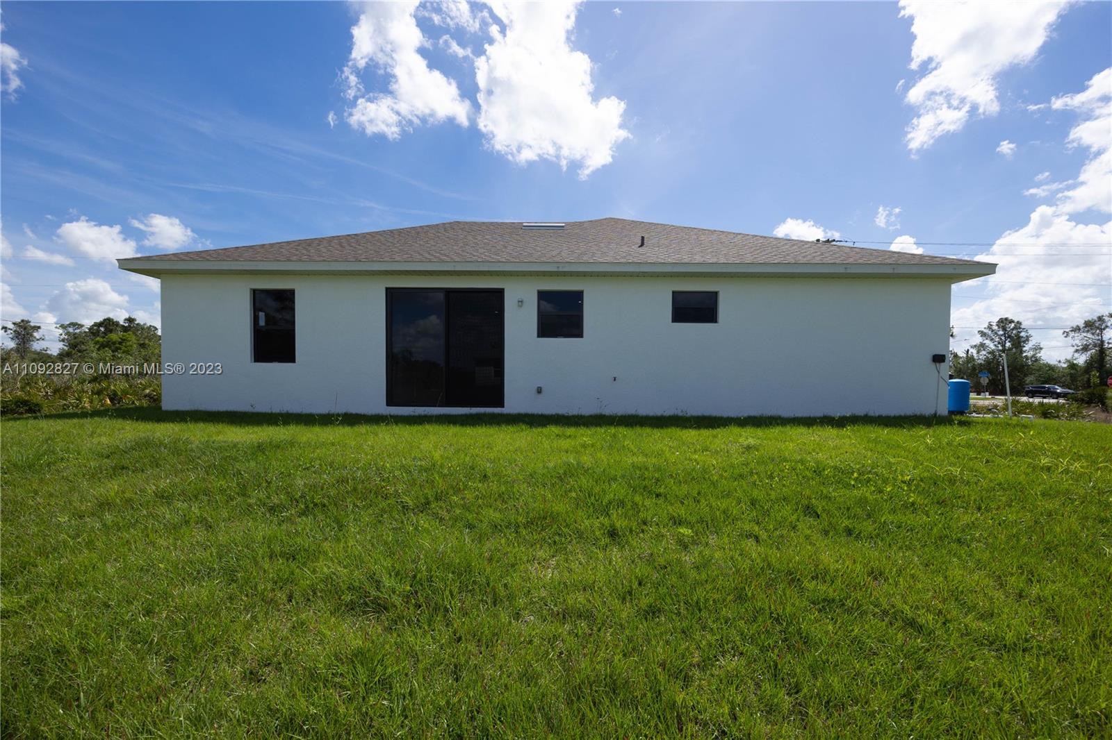 2014 CRAWFORD AVE N, Lehigh Acres, FL 33971, 3 Bedrooms Bedrooms, ,2 BathroomsBathrooms,Residential,For Sale,CRAWFORD AVE N,A11092827