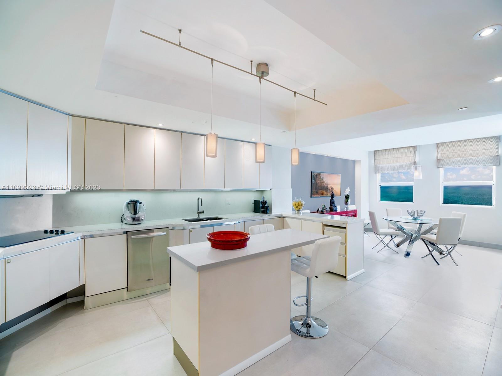 445 Grand Bay Dr, Key Biscayne, FL, 33149 United States, 4 Bedrooms Bedrooms, ,4 BathroomsBathrooms,Residential,For Sale,Grand Bay Dr,A11092993