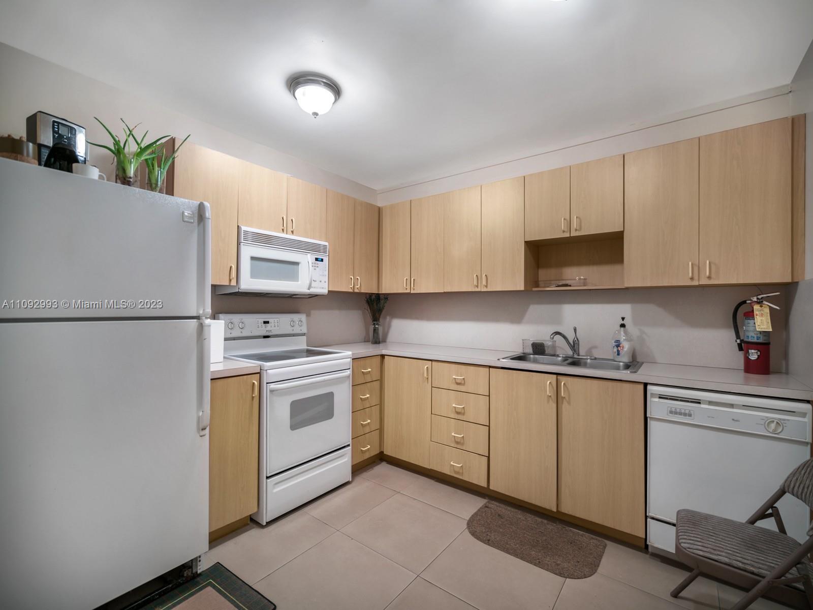 445 Grand Bay Dr, Key Biscayne, FL, 33149 United States, 4 Bedrooms Bedrooms, ,4 BathroomsBathrooms,Residential,For Sale,Grand Bay Dr,A11092993