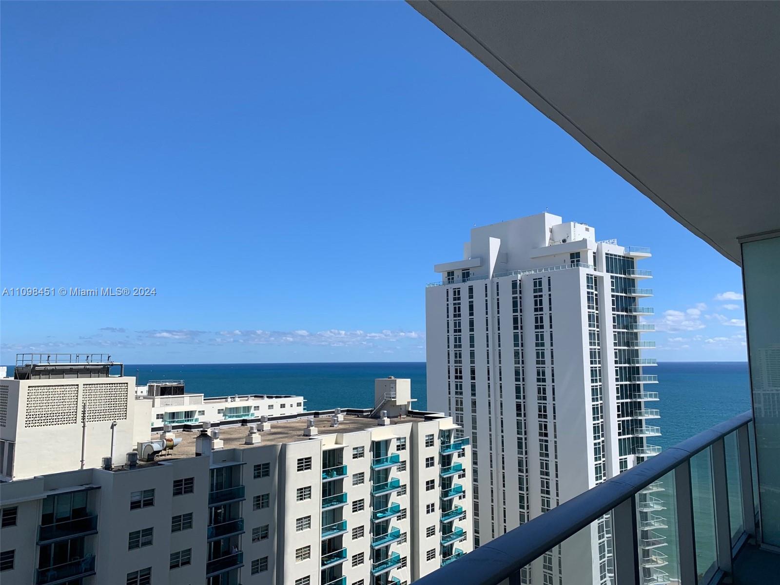 4111 S Ocean Dr 1512, Hollywood, FL 33019, 1 Bedroom Bedrooms, ,1 BathroomBathrooms,Residential,For Sale,Ocean Dr,A11098451