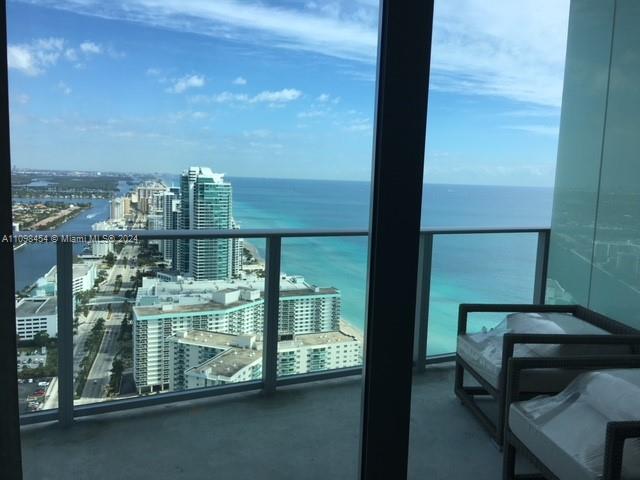 4111 S Ocean Dr 2912, Hollywood, FL 33019, 1 Bedroom Bedrooms, ,1 BathroomBathrooms,Residential,For Sale,Ocean Dr,A11098454