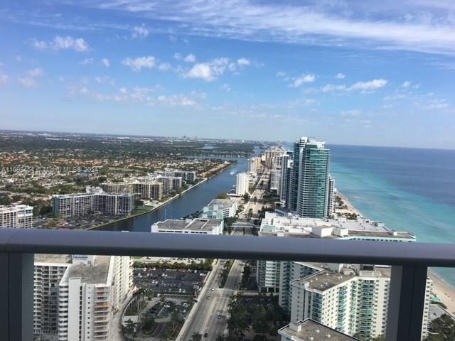 4111 S Ocean Dr 2912, Hollywood, FL 33019, 1 Bedroom Bedrooms, ,1 BathroomBathrooms,Residential,For Sale,Ocean Dr,A11098454