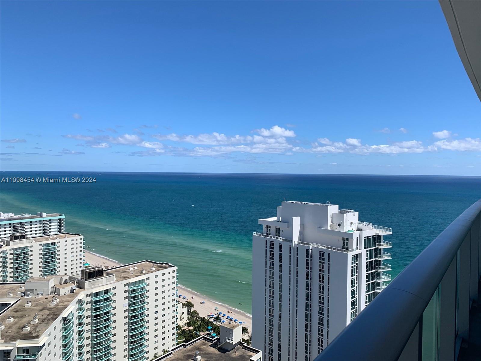 4111 S Ocean Dr 2912, Hollywood, FL 33019, 1 Bedroom Bedrooms, ,1 BathroomBathrooms,Residential,For Sale,Ocean Dr,A11098454