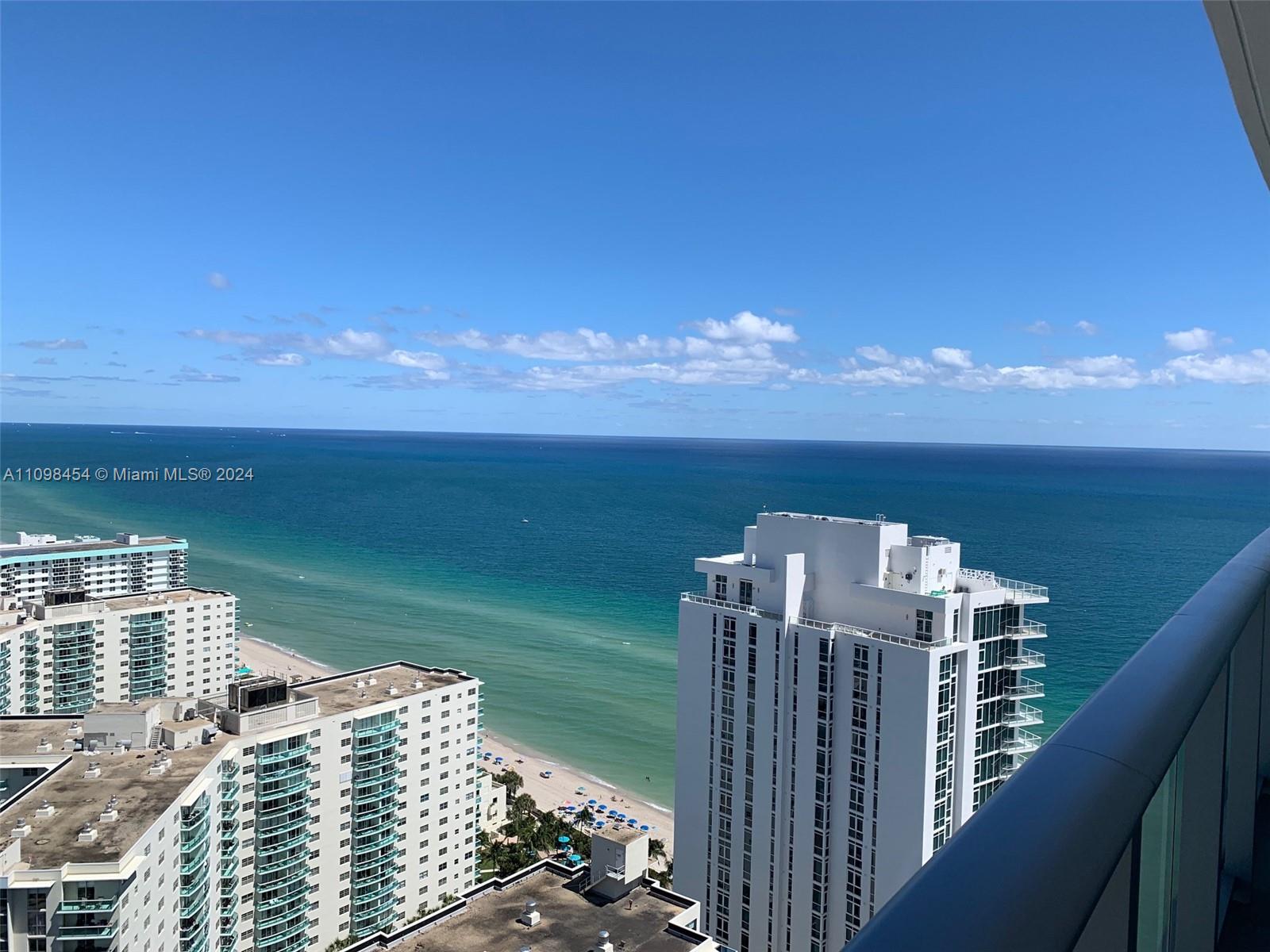 4111 S Ocean Dr 2912, Hollywood, FL 33019, 1 Bedroom Bedrooms, ,1 BathroomBathrooms,Residential,For Sale,Ocean Dr,A11098454