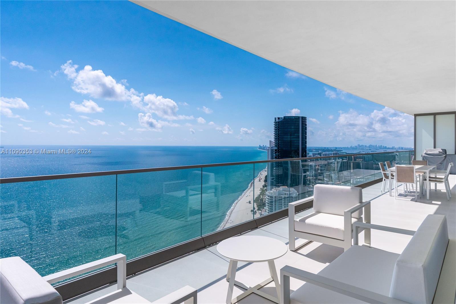 18975 Collins Ave 4600, Sunny Isles Beach, Florida 33160, 4 Bedrooms Bedrooms, ,5 BathroomsBathrooms,Residentiallease,For Rent,18975 Collins Ave 4600,A11090353