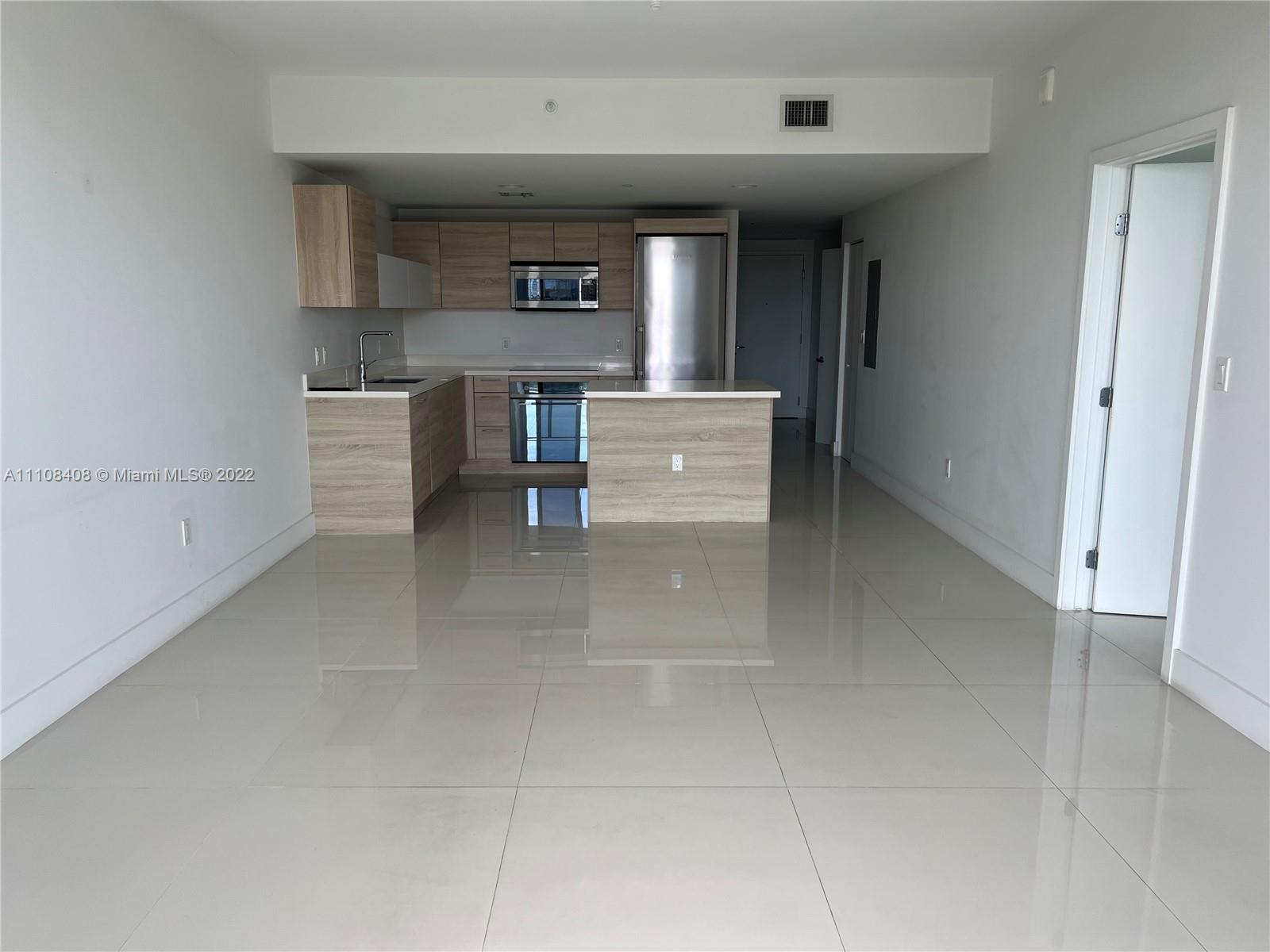 16385 Biscayne Blvd 617, North Miami Beach, FL 33160, 2 Bedrooms Bedrooms, ,2 BathroomsBathrooms,Residential,For Sale,Biscayne Blvd,A11108408