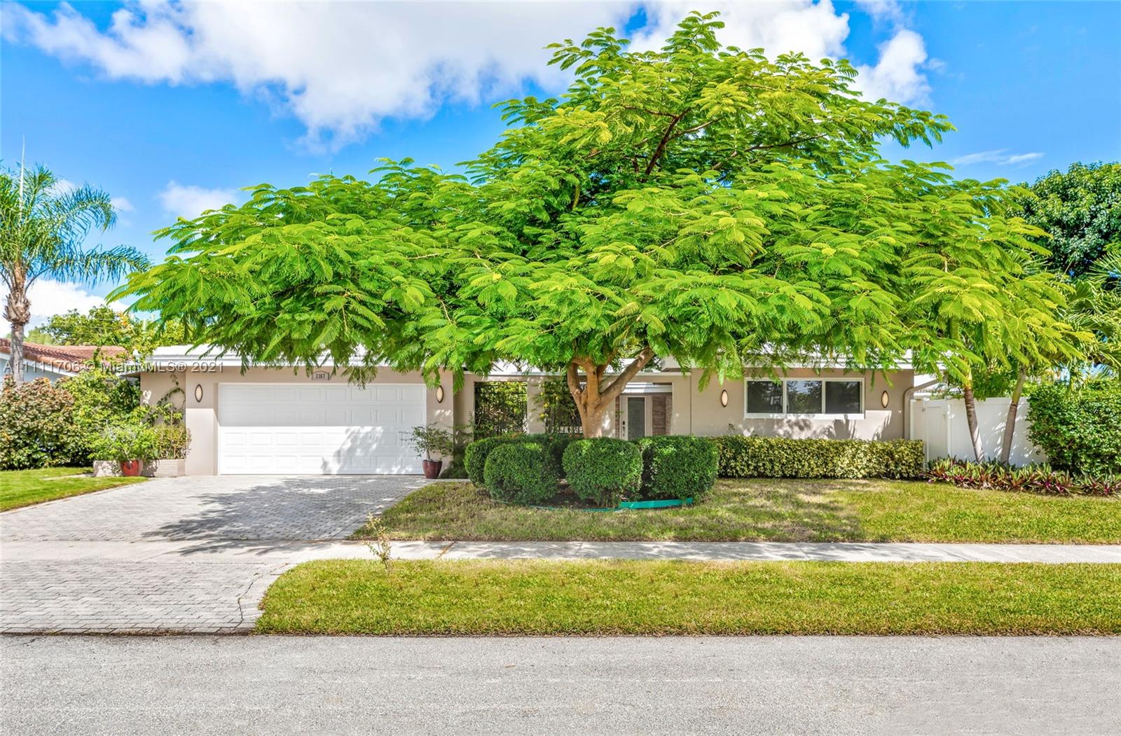 2167 NE 58th St, Fort Lauderdale, Florida 33308, 4 Bedrooms Bedrooms, ,2 BathroomsBathrooms,Residentiallease,For Rent,2167 NE 58th St,A11111706