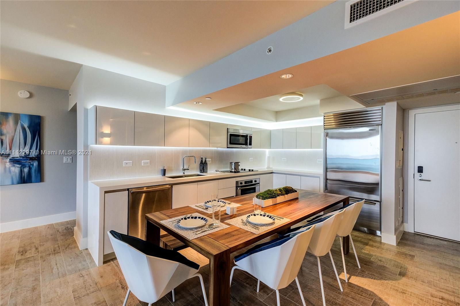 102 24th St 1522, Miami Beach, Florida 33139, 2 Bedrooms Bedrooms, ,2 BathroomsBathrooms,Residentiallease,For Rent,102 24th St 1522,A11112297