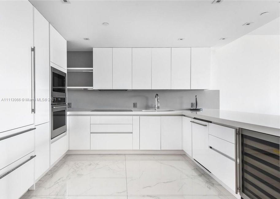 19143 Fisher Island Dr 19143, Miami Beach, Florida 33109, 3 Bedrooms Bedrooms, ,2 BathroomsBathrooms,Residentiallease,For Rent,19143 Fisher Island Dr 19143,A11113066