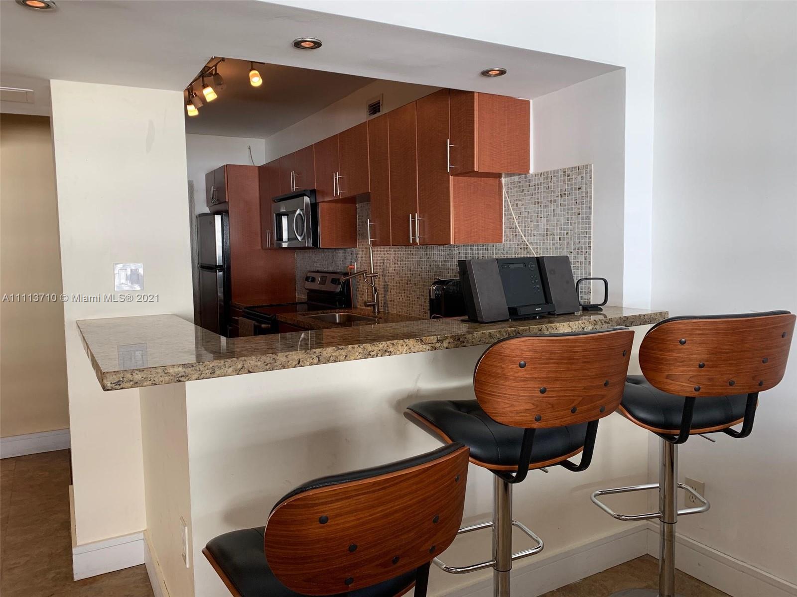 Miami Beach, Florida 33139, ,1 BathroomBathrooms,Residentiallease,For Rent,A11113710
