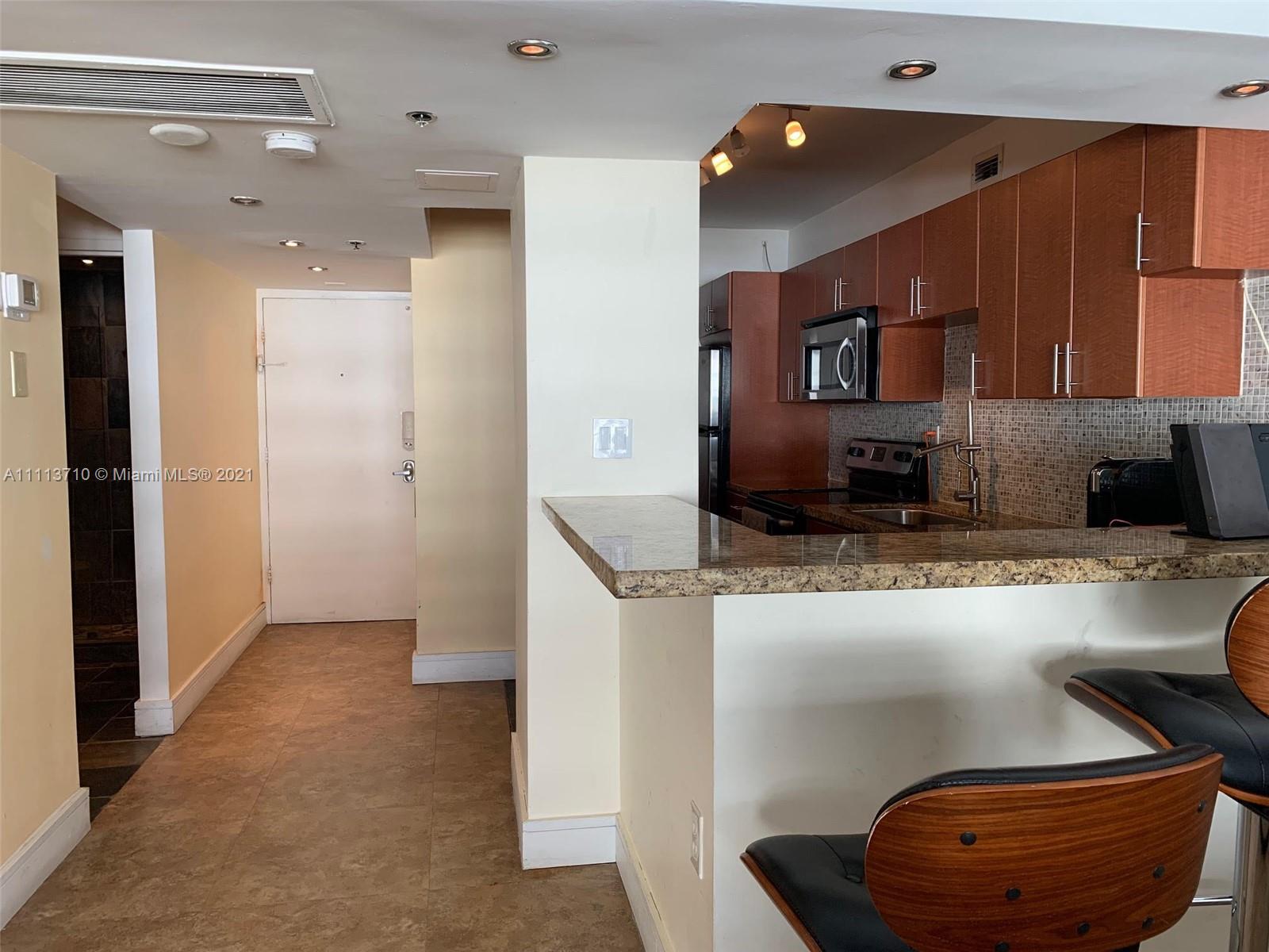Miami Beach, Florida 33139, ,1 BathroomBathrooms,Residentiallease,For Rent,A11113710