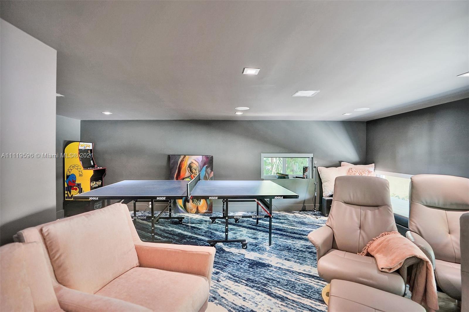 7830 Miami View Dr -, North Bay Village, Florida 33141, 5 Bedrooms Bedrooms, ,5 BathroomsBathrooms,Residentiallease,For Rent,7830 Miami View Dr -,A11119596