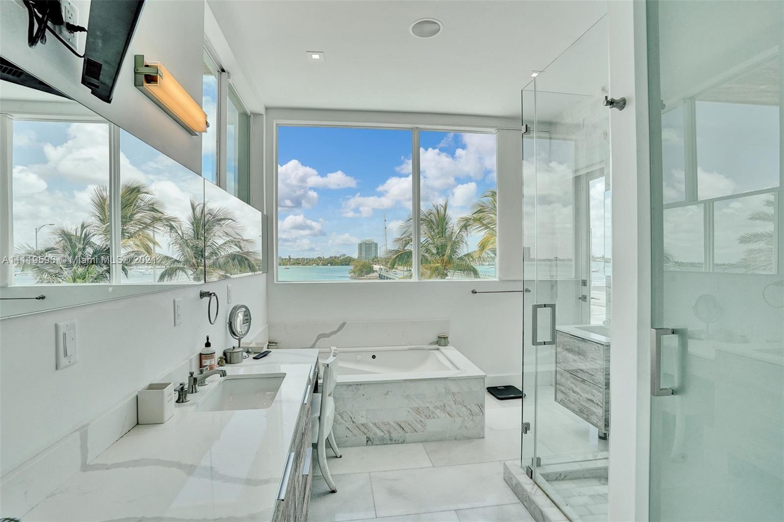 7830 Miami View Dr -, North Bay Village, Florida 33141, 5 Bedrooms Bedrooms, ,5 BathroomsBathrooms,Residentiallease,For Rent,7830 Miami View Dr -,A11119596