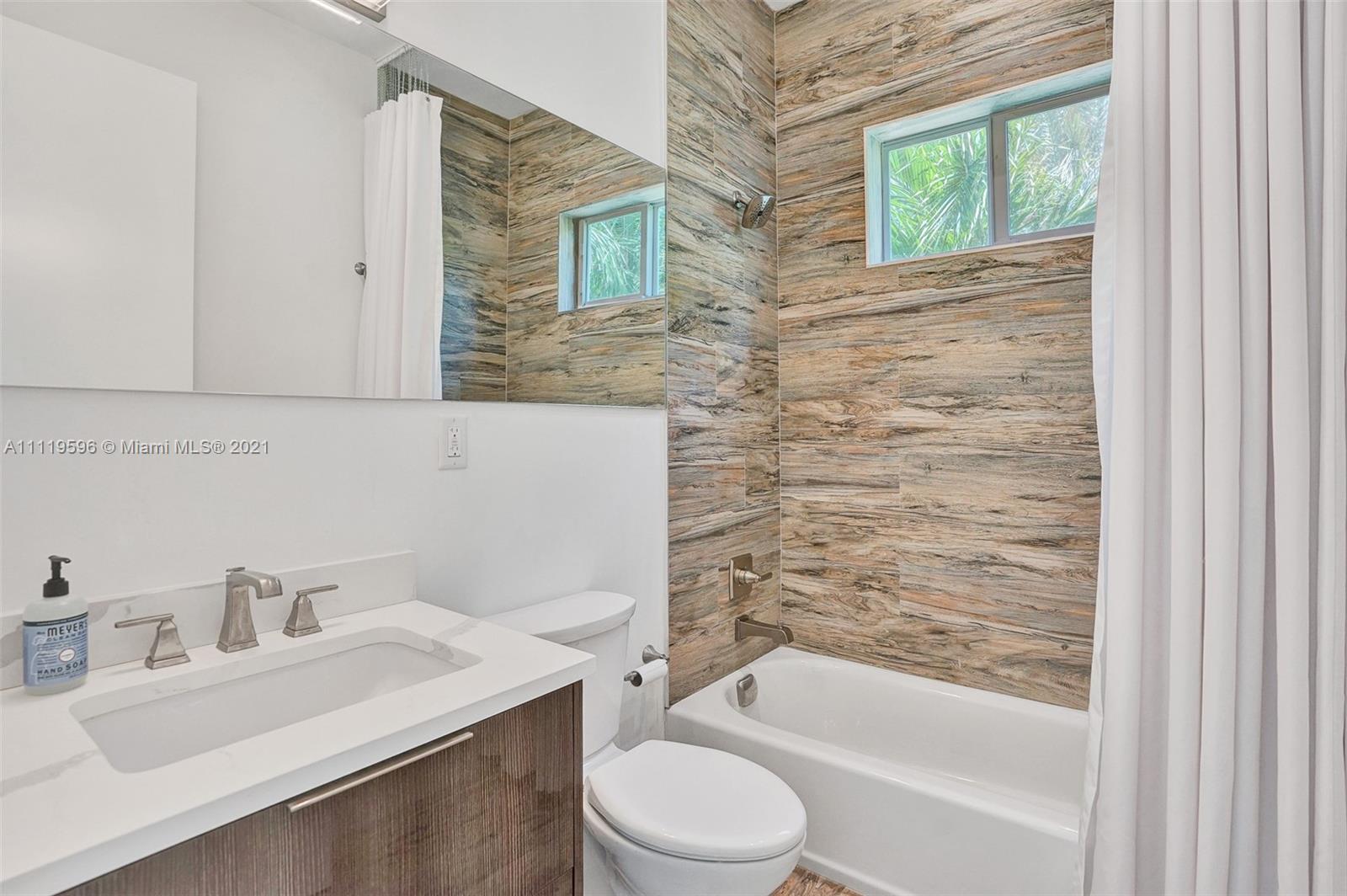 7830 Miami View Dr -, North Bay Village, Florida 33141, 5 Bedrooms Bedrooms, ,5 BathroomsBathrooms,Residentiallease,For Rent,7830 Miami View Dr -,A11119596