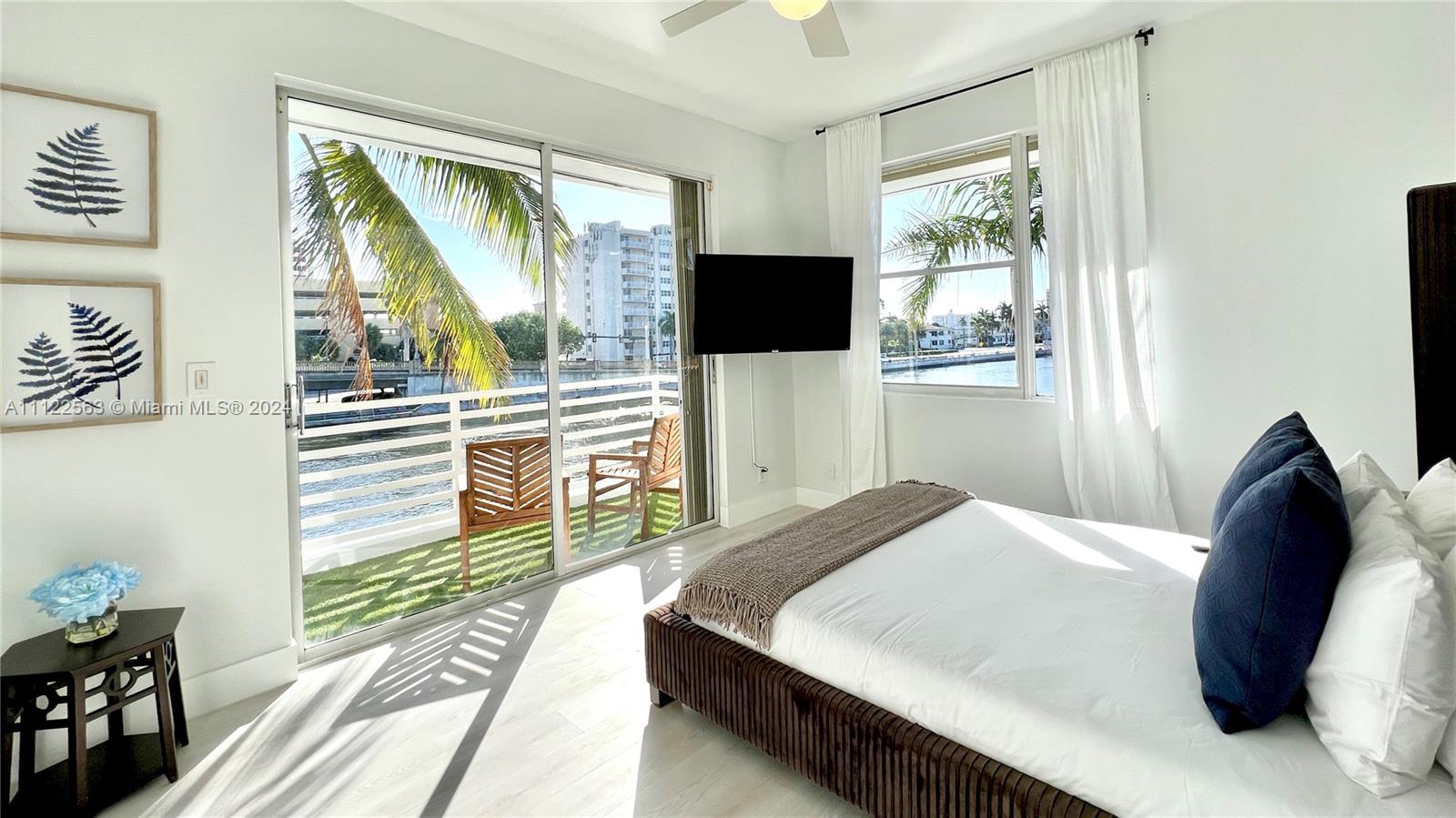 703 Harrison St, Hollywood, Florida 33019, 5 Bedrooms Bedrooms, ,3 BathroomsBathrooms,Residentiallease,For Rent,703 Harrison St,A11122563