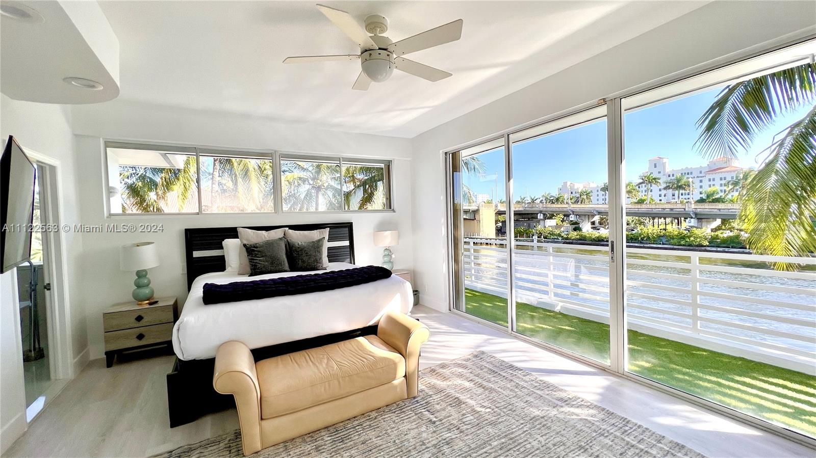 703 Harrison St, Hollywood, Florida 33019, 5 Bedrooms Bedrooms, ,3 BathroomsBathrooms,Residentiallease,For Rent,703 Harrison St,A11122563