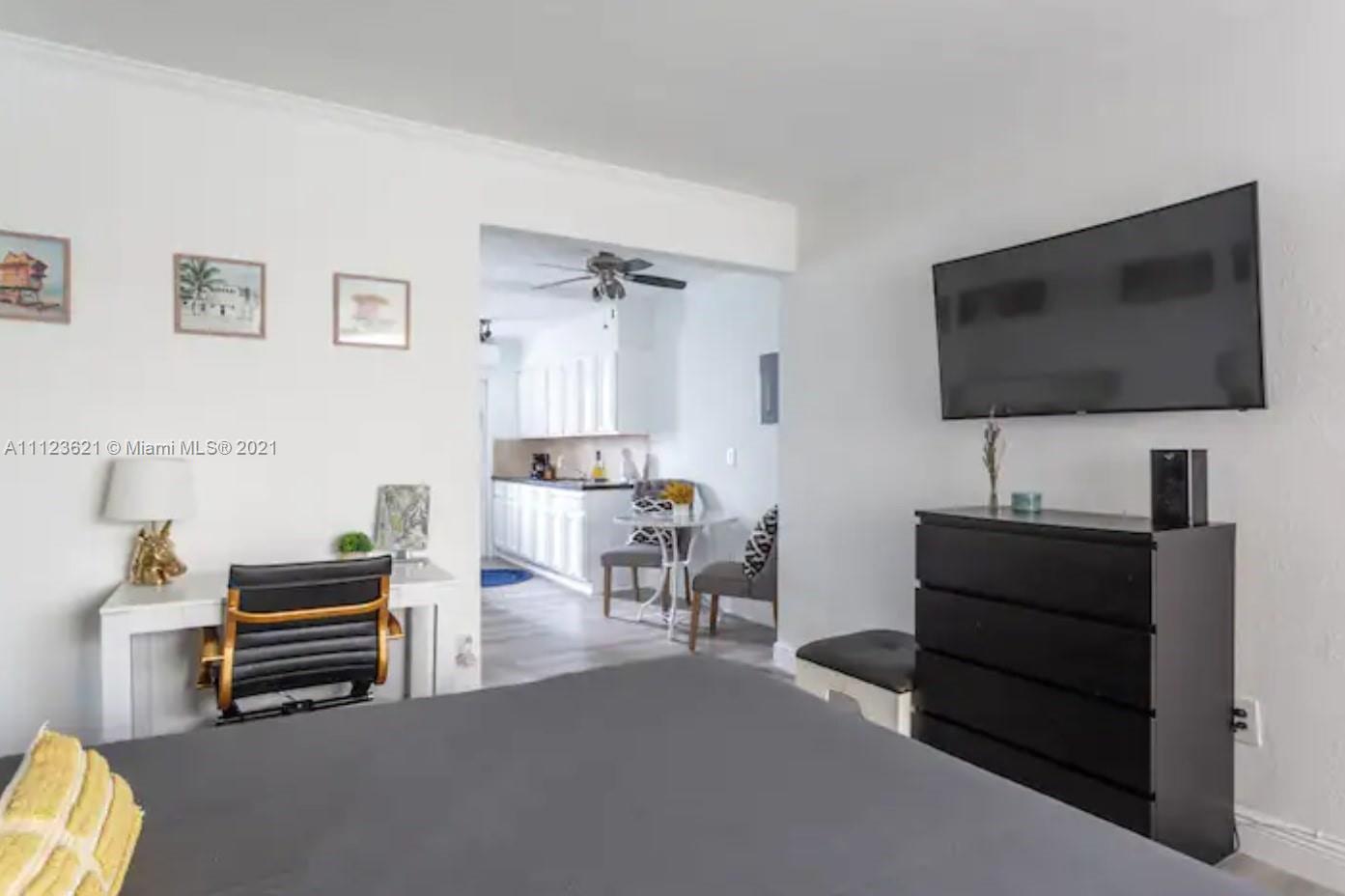 4015 Indian Creek Dr 204, Miami Beach, Florida 33140, ,1 BathroomBathrooms,Residentiallease,For Rent,4015 Indian Creek Dr 204,A11123621