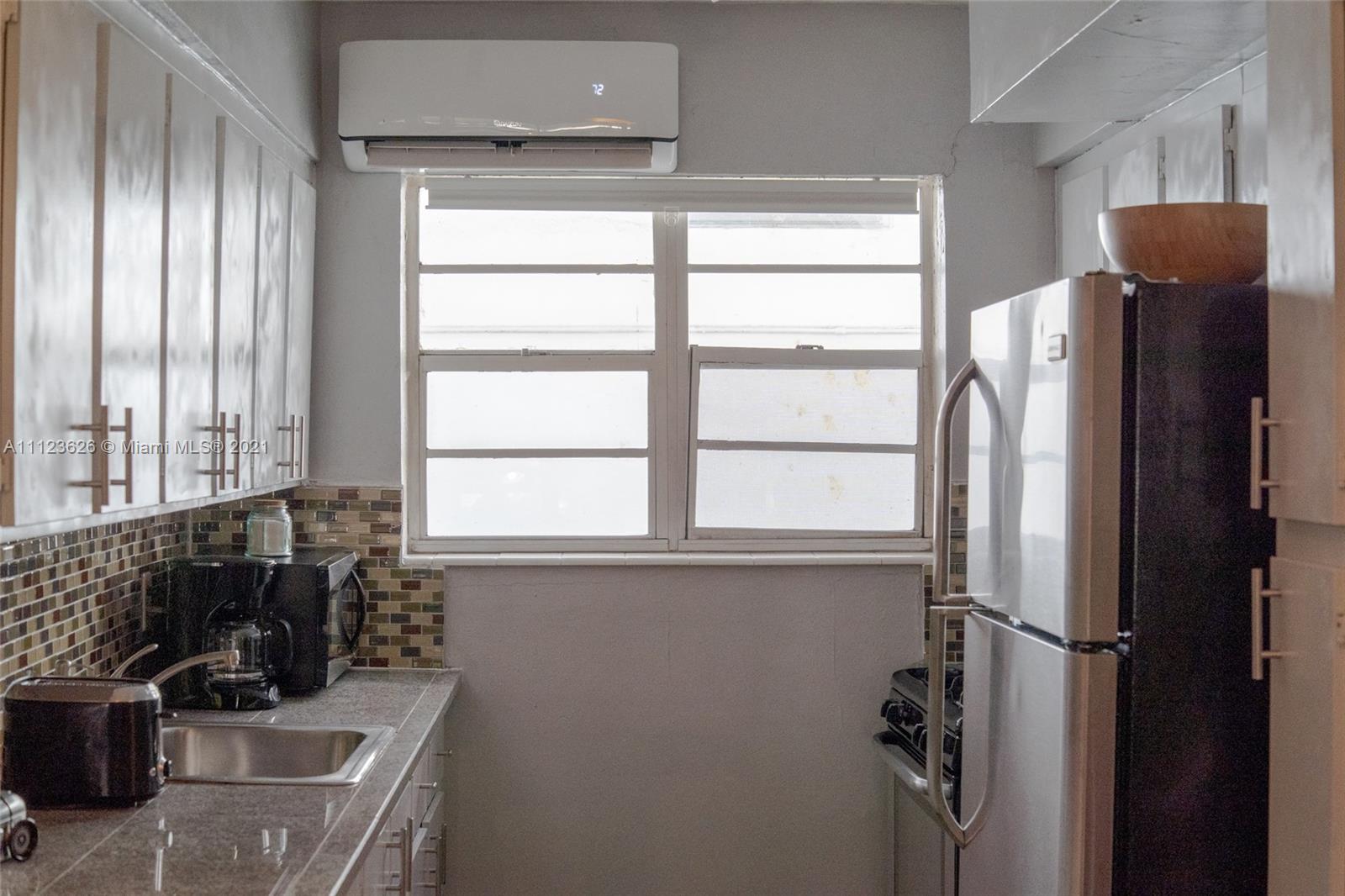 4015 Indian Creek Dr 103, Miami Beach, Florida 33140, ,1 BathroomBathrooms,Residentiallease,For Rent,4015 Indian Creek Dr 103,A11123626