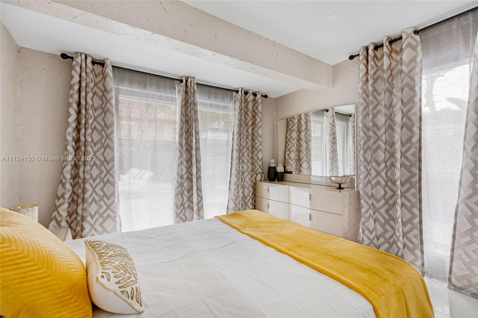 1960 Coral Reef Dr, Lauderdale By The Sea, Florida 33062, 5 Bedrooms Bedrooms, ,3 BathroomsBathrooms,Residentiallease,For Rent,1960 Coral Reef Dr,A11124150