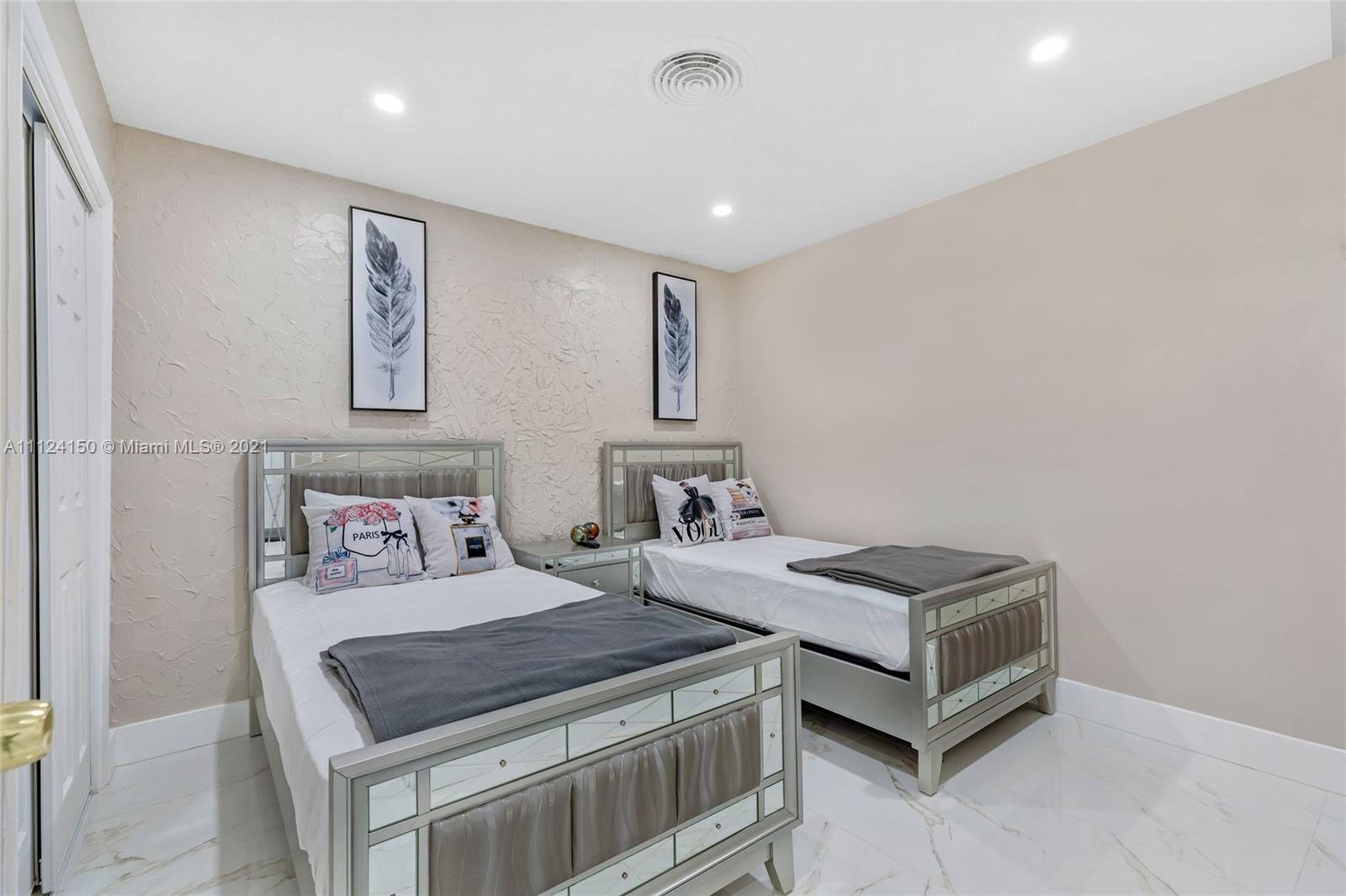 1960 Coral Reef Dr, Lauderdale By The Sea, Florida 33062, 5 Bedrooms Bedrooms, ,3 BathroomsBathrooms,Residentiallease,For Rent,1960 Coral Reef Dr,A11124150