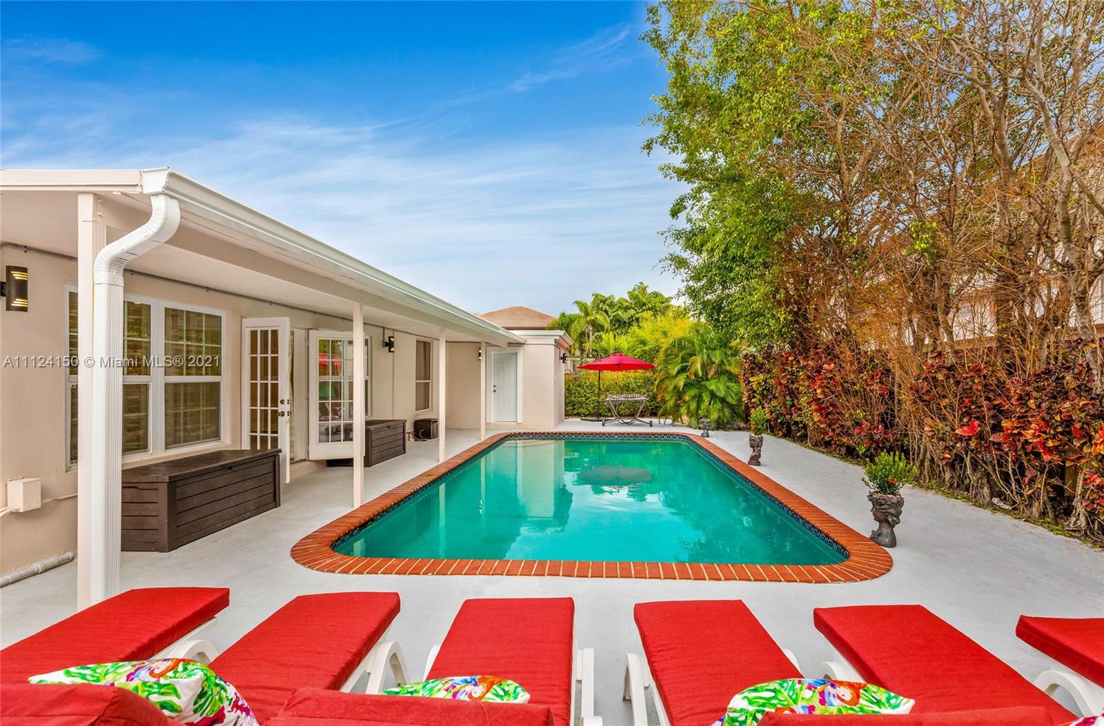 1960 Coral Reef Dr, Lauderdale By The Sea, Florida 33062, 5 Bedrooms Bedrooms, ,3 BathroomsBathrooms,Residentiallease,For Rent,1960 Coral Reef Dr,A11124150