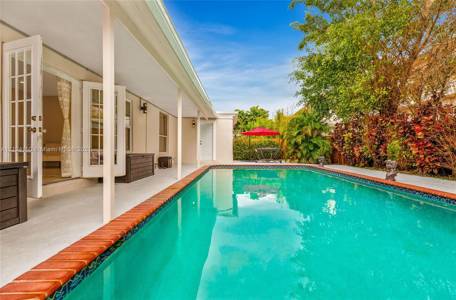 1960 Coral Reef Dr, Lauderdale By The Sea, Florida 33062, 5 Bedrooms Bedrooms, ,3 BathroomsBathrooms,Residentiallease,For Rent,1960 Coral Reef Dr,A11124150