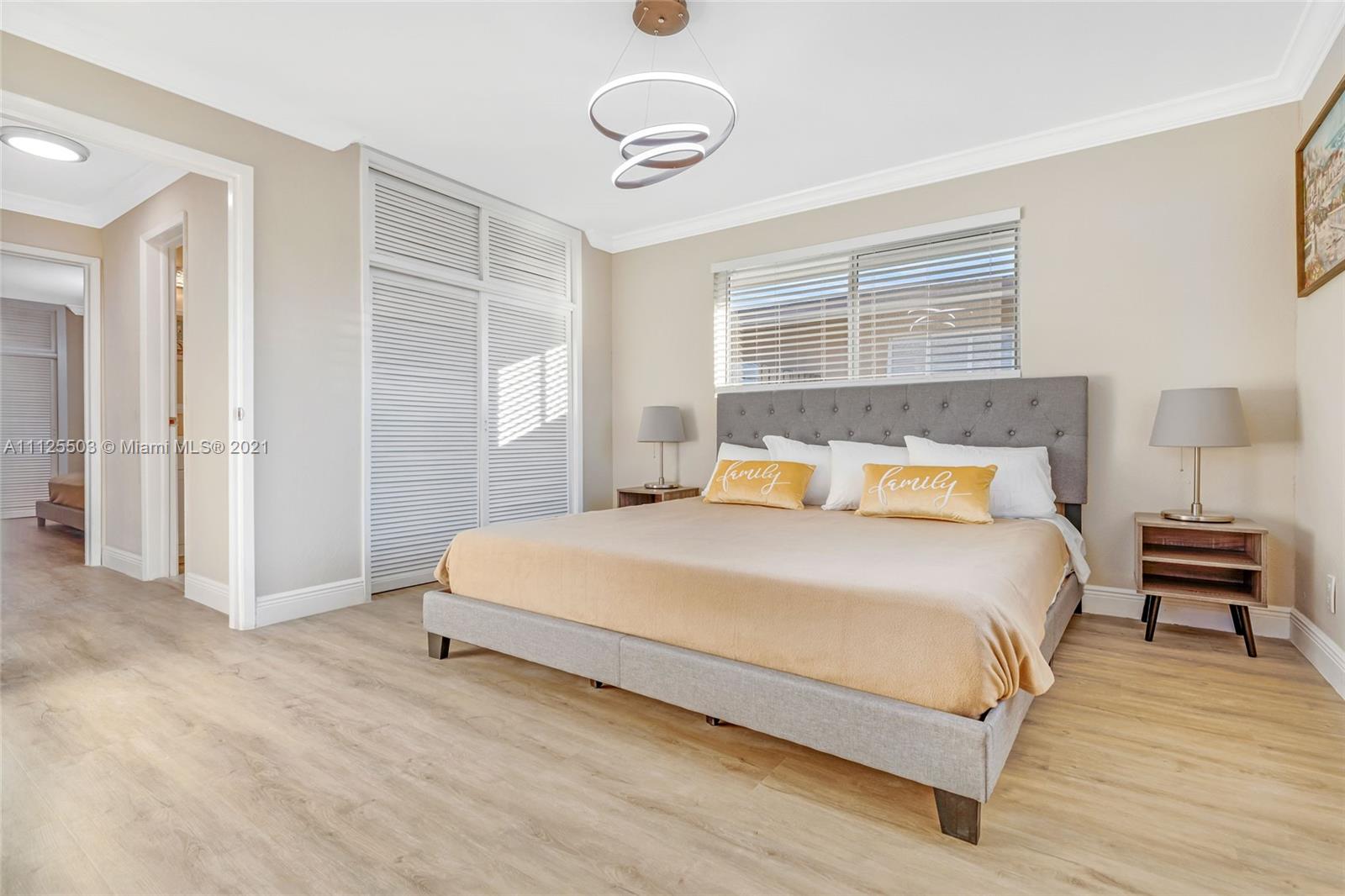 5740 NE 19th Ave, Fort Lauderdale, Florida 33308, 4 Bedrooms Bedrooms, ,3 BathroomsBathrooms,Residentiallease,For Rent,5740 NE 19th Ave,A11125503