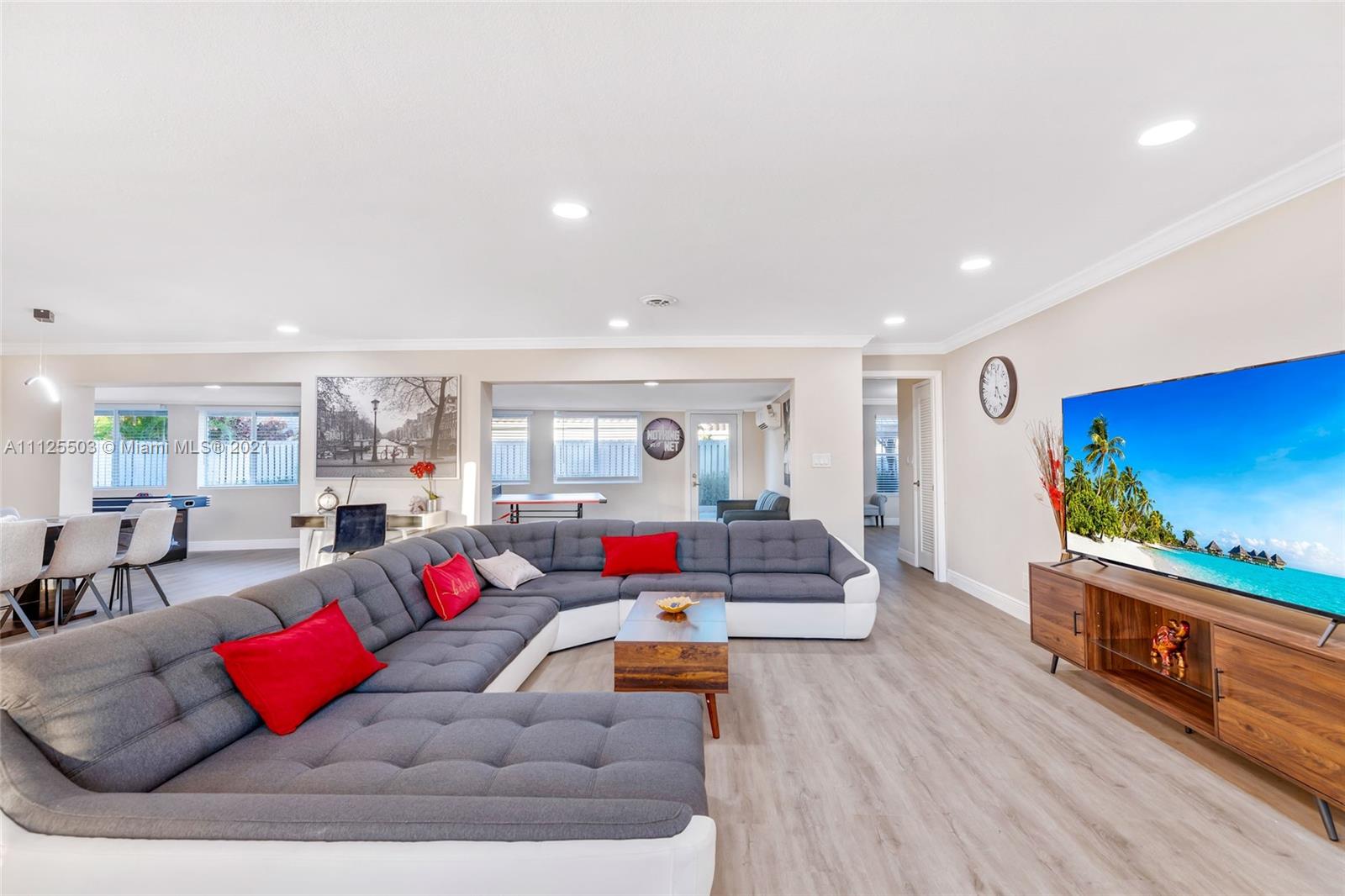5740 NE 19th Ave, Fort Lauderdale, Florida 33308, 4 Bedrooms Bedrooms, ,3 BathroomsBathrooms,Residentiallease,For Rent,5740 NE 19th Ave,A11125503