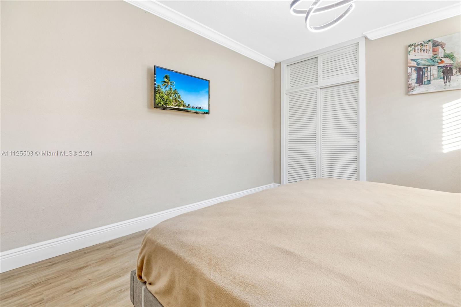 5740 NE 19th Ave, Fort Lauderdale, Florida 33308, 4 Bedrooms Bedrooms, ,3 BathroomsBathrooms,Residentiallease,For Rent,5740 NE 19th Ave,A11125503