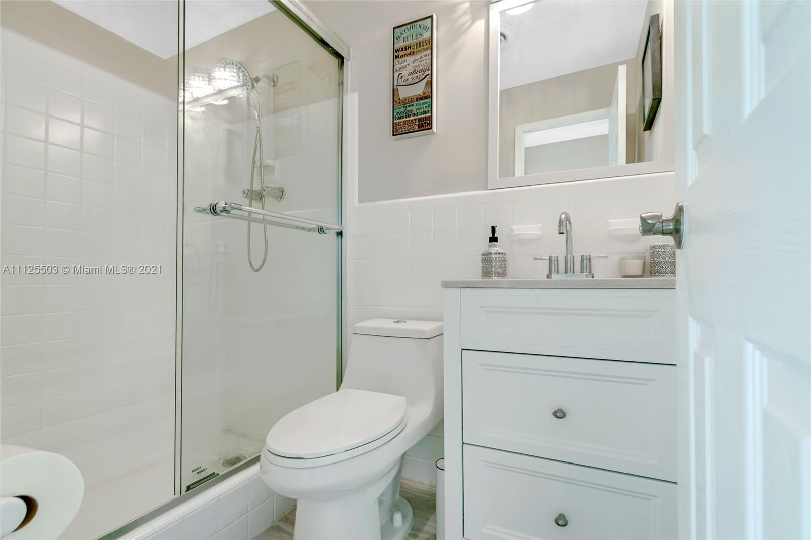 5740 NE 19th Ave, Fort Lauderdale, Florida 33308, 4 Bedrooms Bedrooms, ,3 BathroomsBathrooms,Residentiallease,For Rent,5740 NE 19th Ave,A11125503
