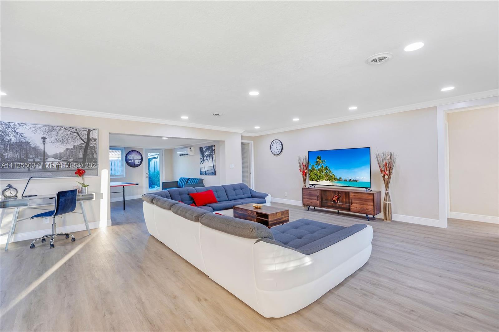 5740 NE 19th Ave, Fort Lauderdale, Florida 33308, 4 Bedrooms Bedrooms, ,3 BathroomsBathrooms,Residentiallease,For Rent,5740 NE 19th Ave,A11125503