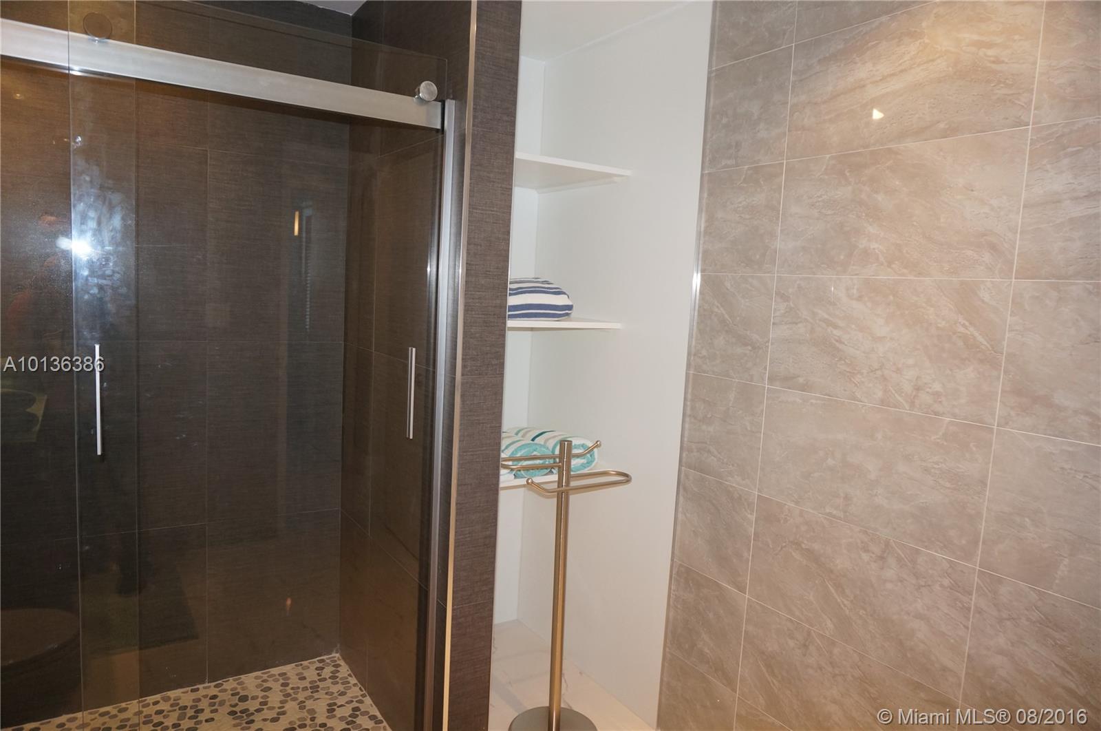 19370 COLLINS AV SEASONAL 1417, Sunny Isles Beach, Florida 33160, 1 Bedroom Bedrooms, ,1 BathroomBathrooms,Residentiallease,For Rent,19370 COLLINS AV SEASONAL 1417,A10136386