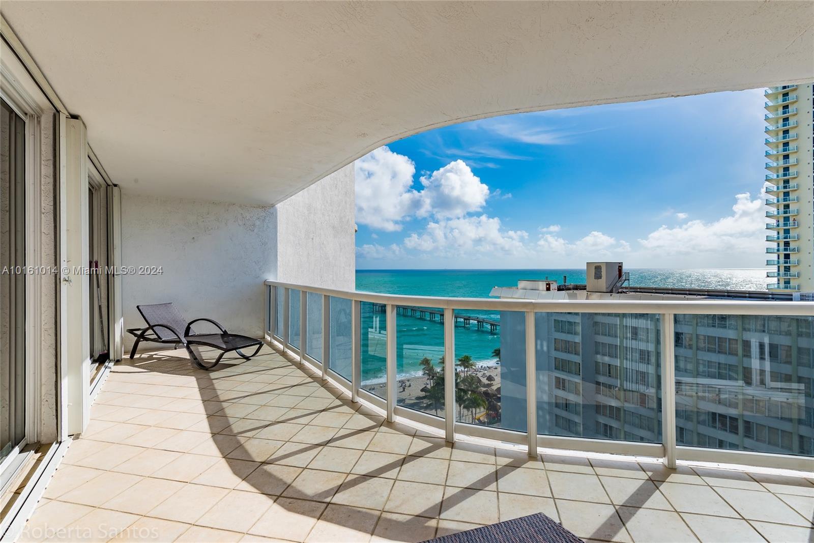 16711 Collins Ave 1401, Sunny Isles Beach, Florida 33160, 3 Bedrooms Bedrooms, ,2 BathroomsBathrooms,Residentiallease,For Rent,16711 Collins Ave 1401,A10161014