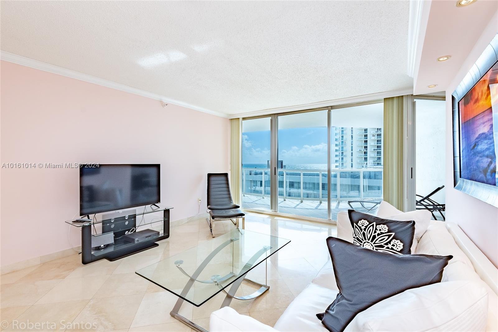 16711 Collins Ave 1401, Sunny Isles Beach, Florida 33160, 3 Bedrooms Bedrooms, ,2 BathroomsBathrooms,Residentiallease,For Rent,16711 Collins Ave 1401,A10161014