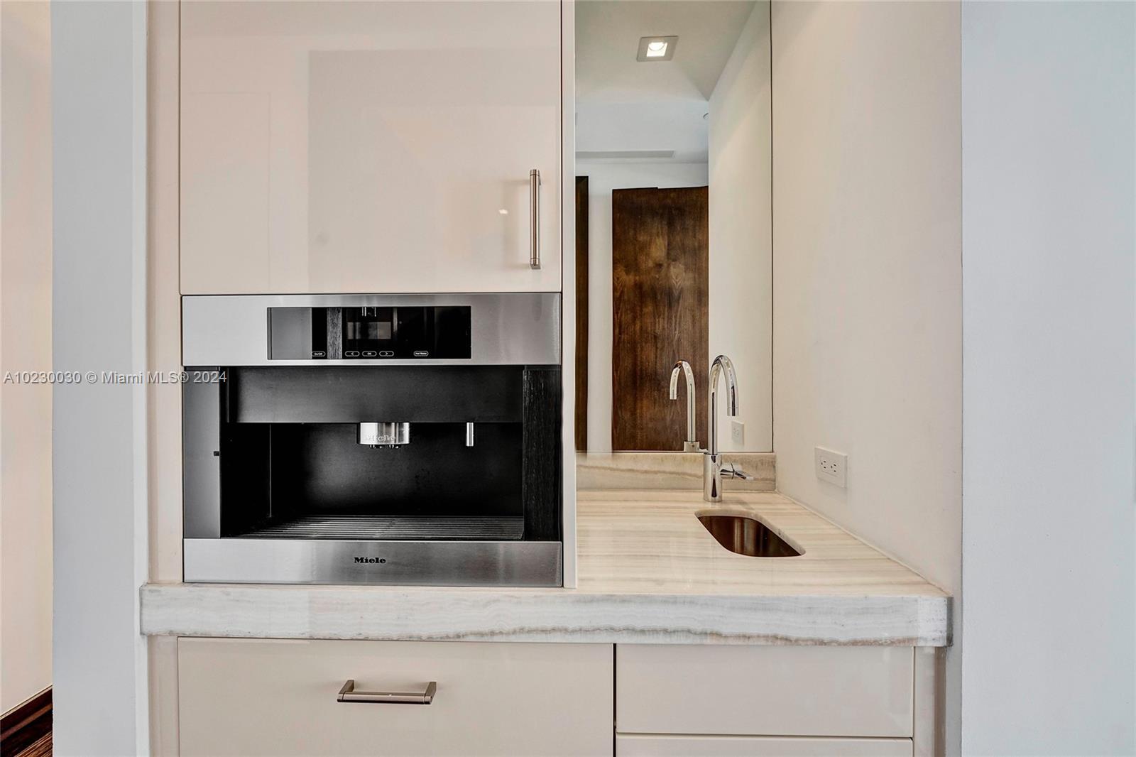 17749 Collins 1402, Sunny Isles Beach, Florida 33160, 4 Bedrooms Bedrooms, ,6 BathroomsBathrooms,Residentiallease,For Rent,17749 Collins 1402,A10230030
