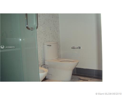 200 BISCAYNE BLVD, Miami, FL, 33131 United States, 1 Bedroom Bedrooms, ,1 BathroomBathrooms,Residential,For Sale,BISCAYNE BLVD,A10266379