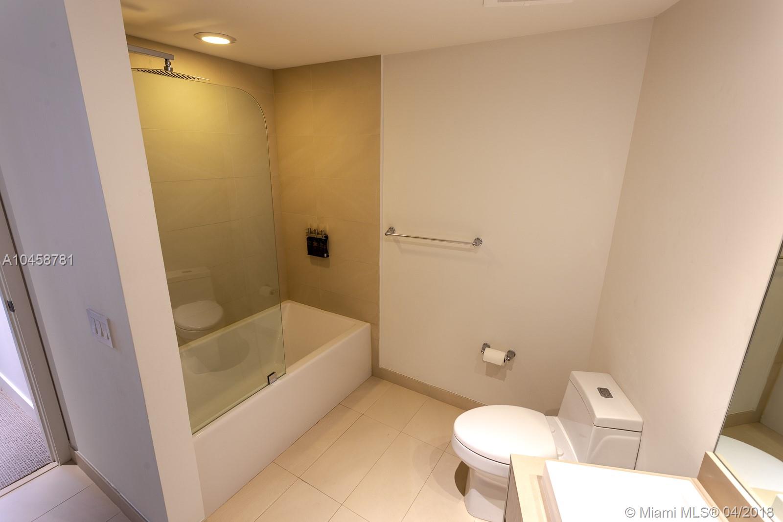 4111 S ocean dr 1810, Hollywood, Florida 33019, 1 Bedroom Bedrooms, ,1 BathroomBathrooms,Residentiallease,For Rent,4111 S ocean dr 1810,A10458781