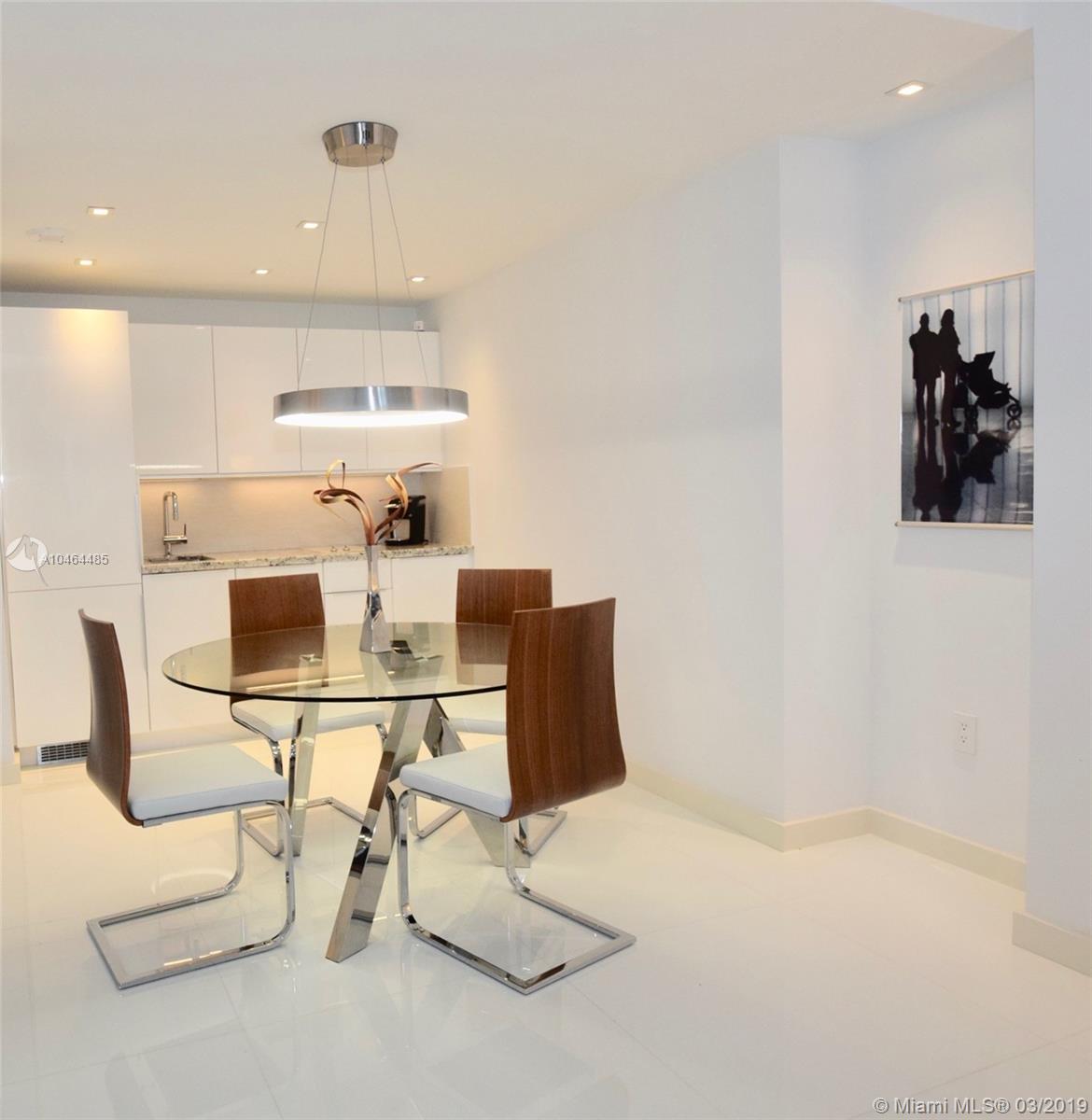 2301 Collins Ave 815/814, Miami Beach, Florida 33139, 2 Bedrooms Bedrooms, ,2 BathroomsBathrooms,Residentiallease,For Rent,2301 Collins Ave 815/814,A10464485