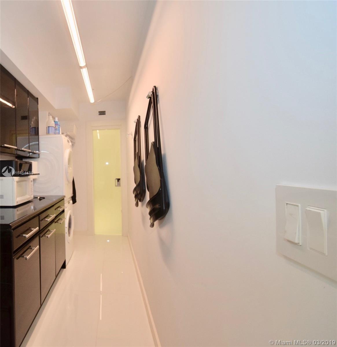 2301 Collins Ave 815/814, Miami Beach, Florida 33139, 2 Bedrooms Bedrooms, ,2 BathroomsBathrooms,Residentiallease,For Rent,2301 Collins Ave 815/814,A10464485