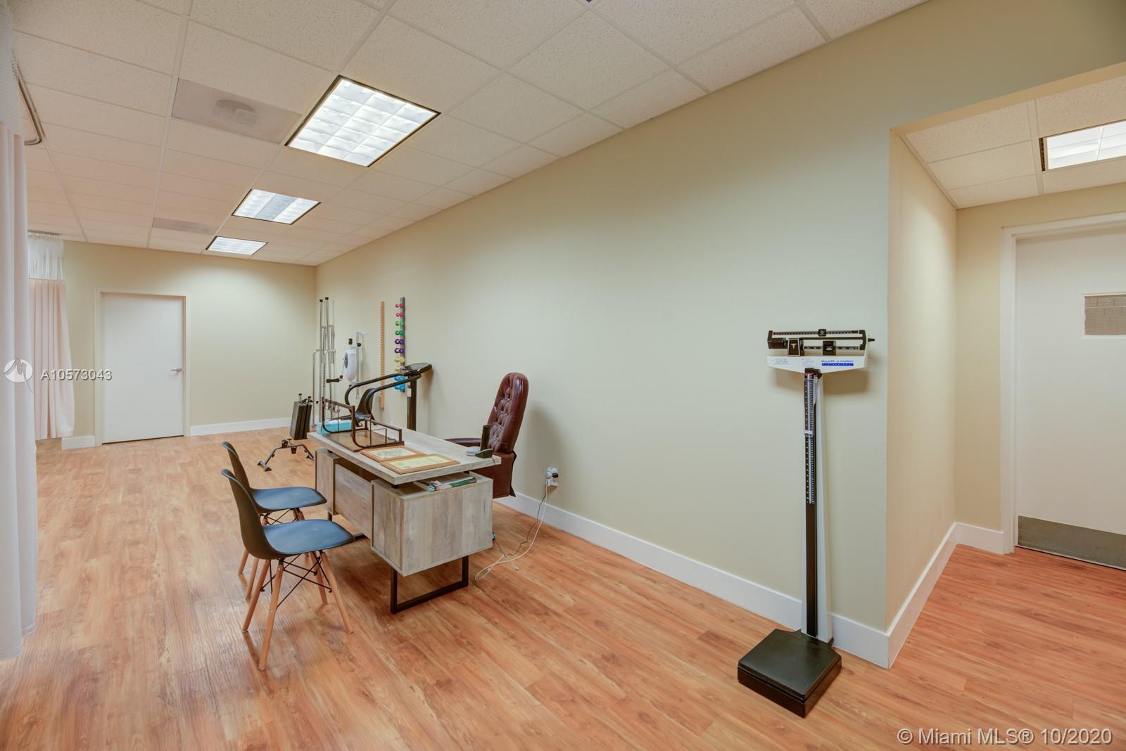 8950 SW 152nd St 106, Palmetto Bay, Florida 33157, ,Commerciallease,For Rent,8950 SW 152nd St 106,A10573043