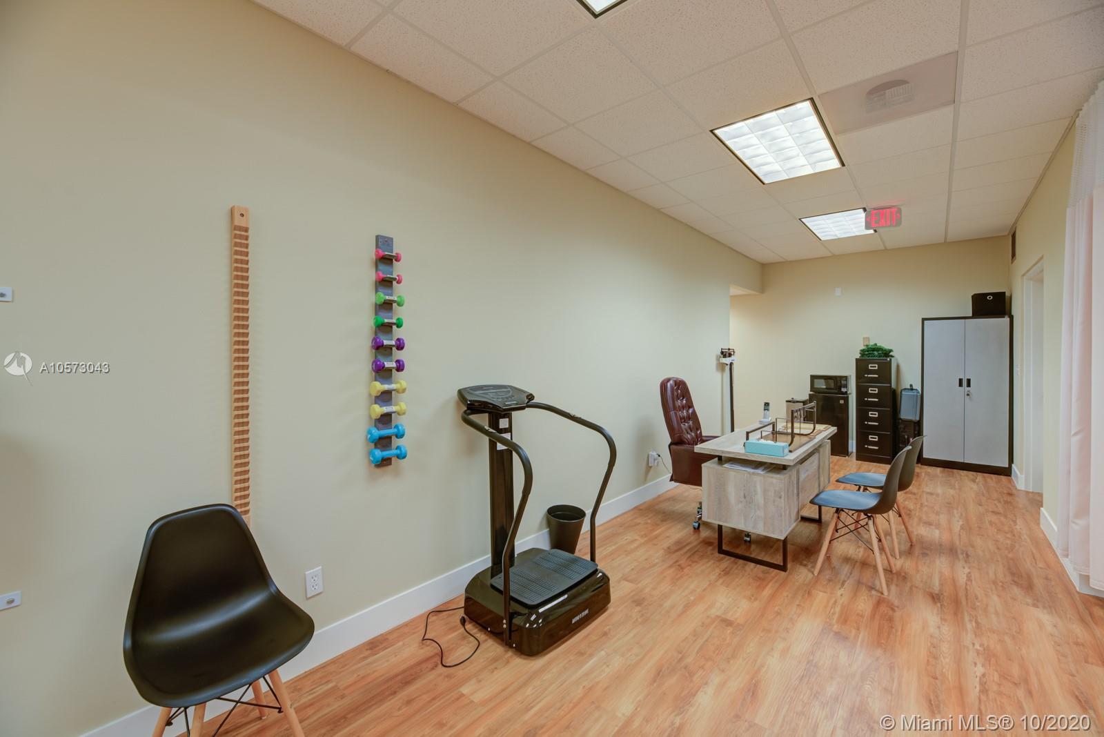 8950 SW 152nd St 106, Palmetto Bay, Florida 33157, ,Commerciallease,For Rent,8950 SW 152nd St 106,A10573043