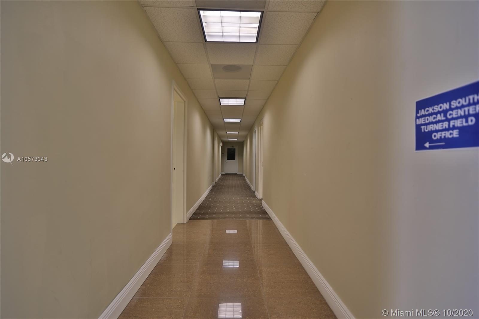 8950 SW 152nd St 106, Palmetto Bay, Florida 33157, ,Commerciallease,For Rent,8950 SW 152nd St 106,A10573043