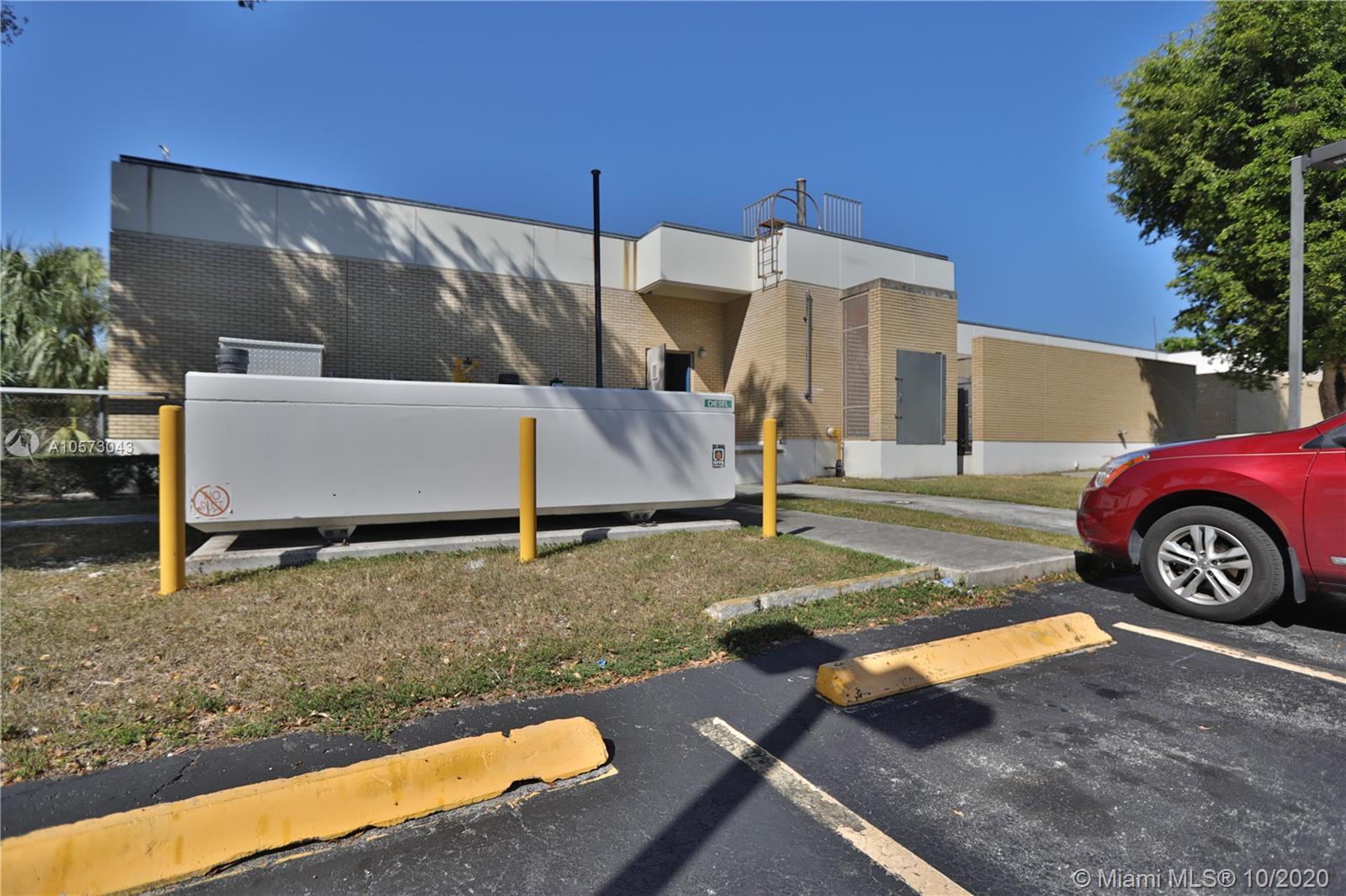 8950 SW 152nd St 106, Palmetto Bay, Florida 33157, ,Commerciallease,For Rent,8950 SW 152nd St 106,A10573043